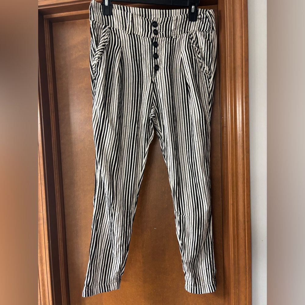 Free People Women Pants Tapered High Rise Pleated Striped Straight White…
J